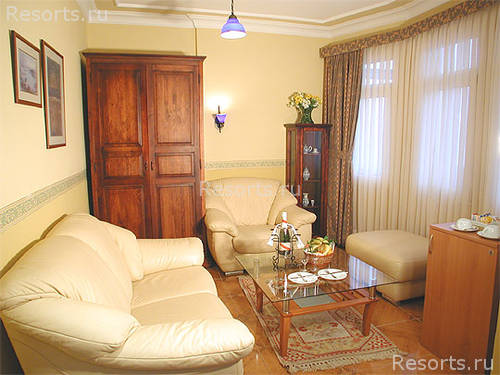 Blue House Hotel 13